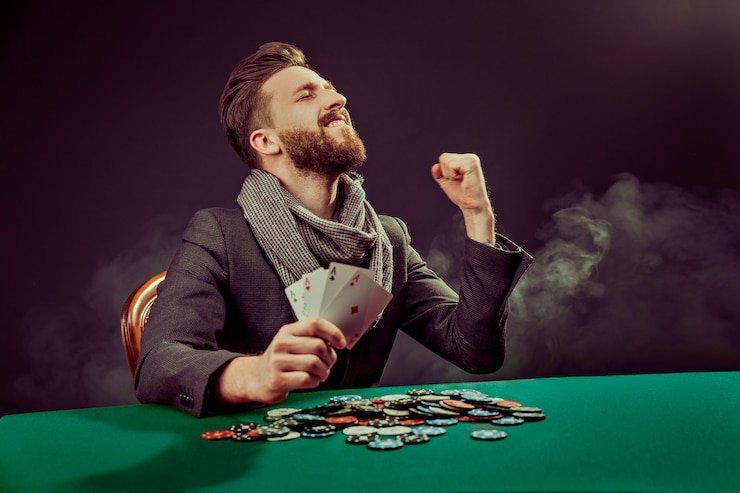 mahabet168 app showing live roulette table and betting options